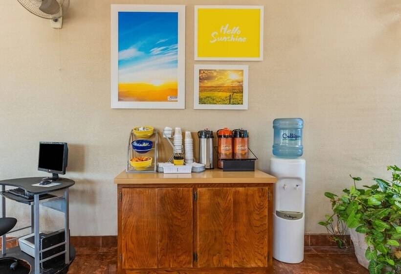 هتل Americas Best Value Inn Of Elk City