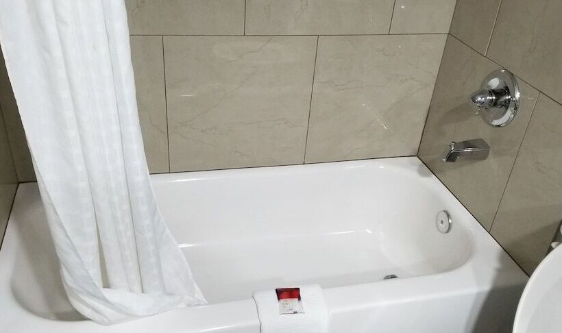 בית מלון כפרי Studio 6 Suites Memphis, Tn East Memphis