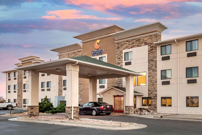 هتل Comfort Inn & Suites Pueblo