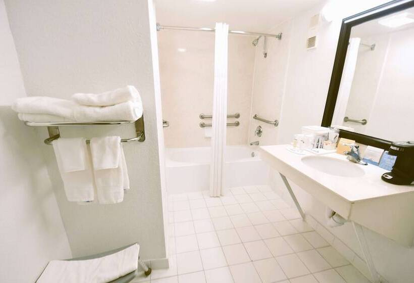 فندق Days Inn By Wyndham Stuart