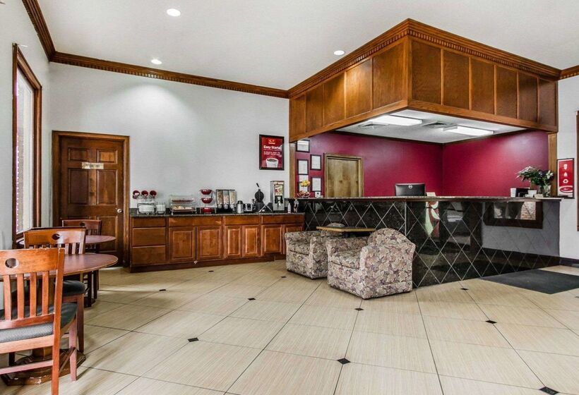 هتل Econo Lodge Inn & Suites Enterprise