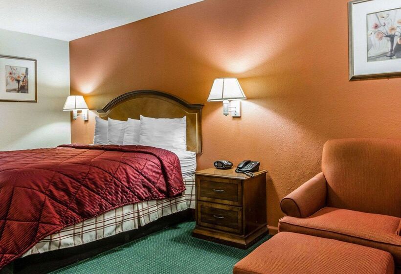 هتل Econo Lodge Inn & Suites Enterprise