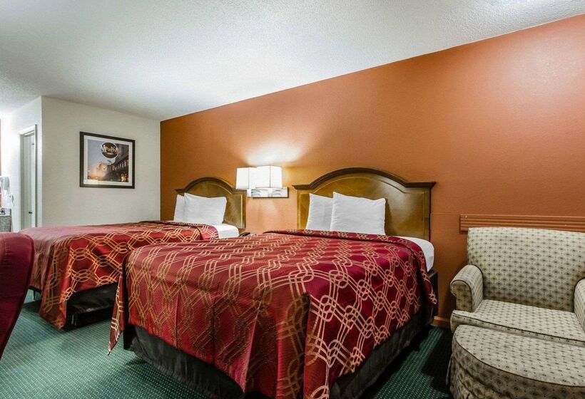 هتل Econo Lodge Inn & Suites Enterprise