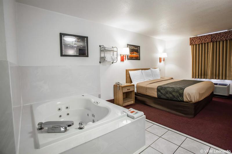 ホテル Econo Lodge Truman Inn