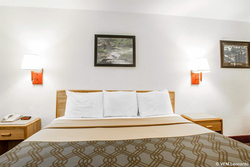 ホテル Econo Lodge Truman Inn