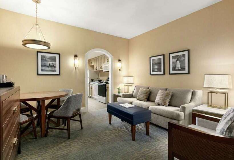 هتل Hilton Ocean City Oceanfront Suites