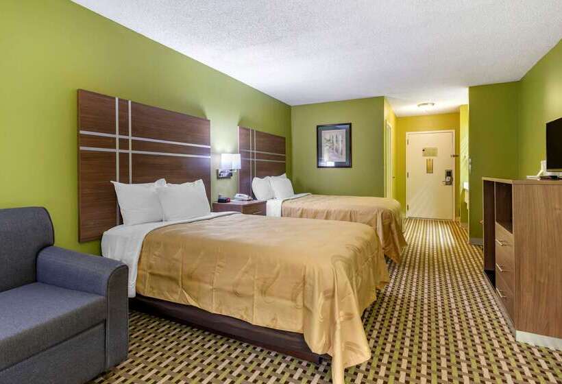 هتل Quality Inn Brunswick