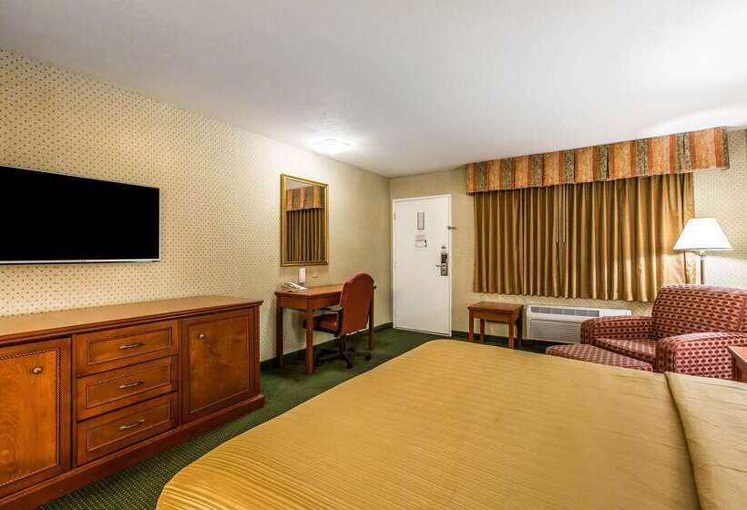 호텔 Quality Inn Near China Lake Naval Station