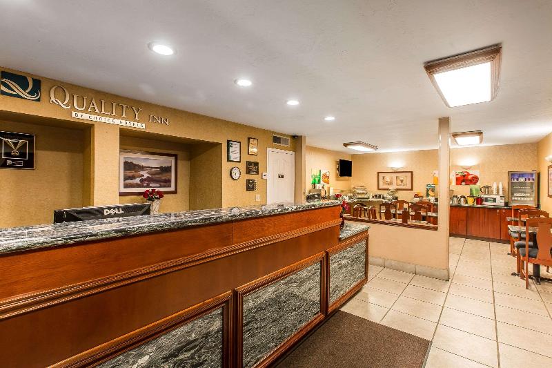 호텔 Quality Inn Near China Lake Naval Station