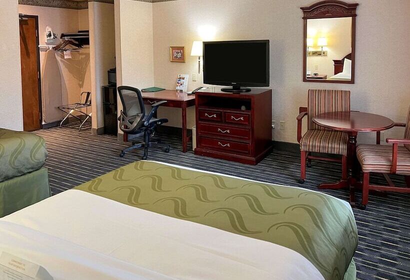 בית מלון כפרי Quality Inn Santa Clara Convention Center