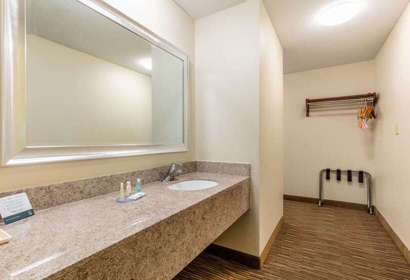 Hotel Quality Inn Southaven  Memphis South