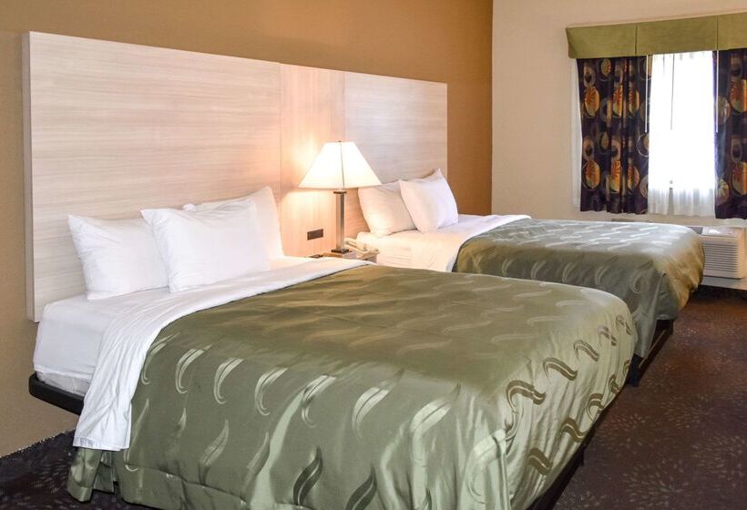 בית מלון כפרי Quality Inn & Suites Brooks Louisville South