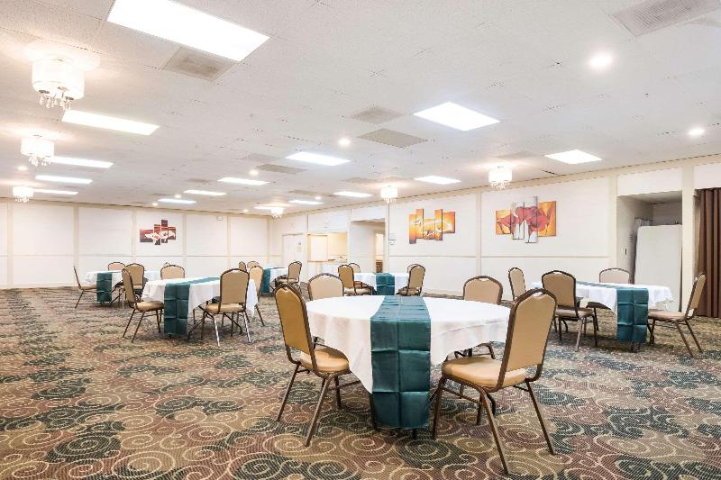 هتل Quality Inn & Suites Lake Havasu City