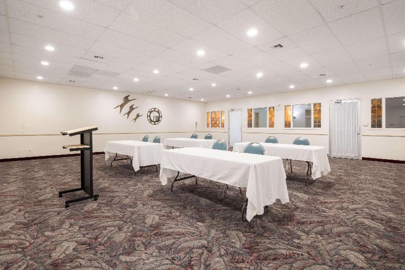 هتل Quality Inn & Suites Lake Havasu City