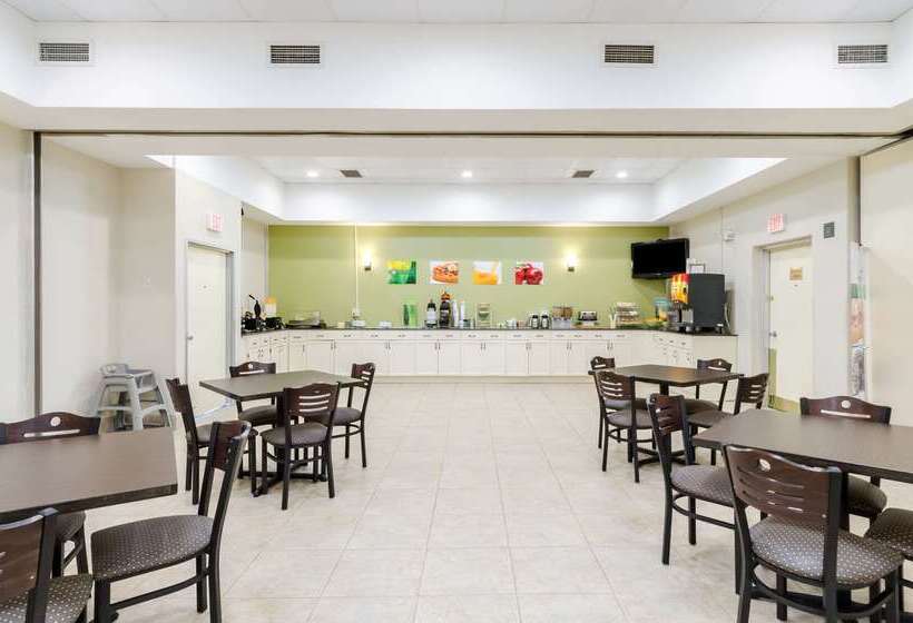 هتل Quality Inn