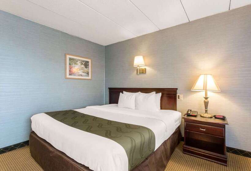 هتل Quality Inn
