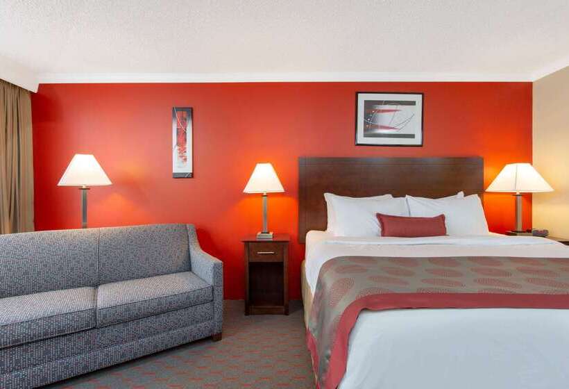 Ramada Hotel & Conference Center By Wyndham Lewiston
