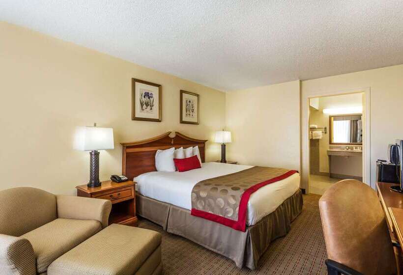 هتل Ramada By Wyndham Houma