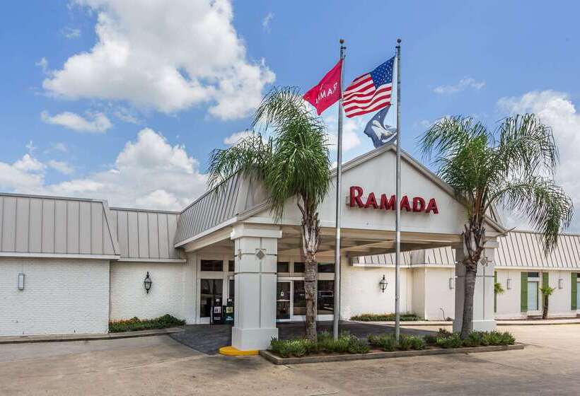 هتل Ramada By Wyndham Houma