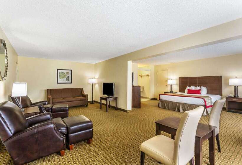 هتل Ramada By Wyndham Houma