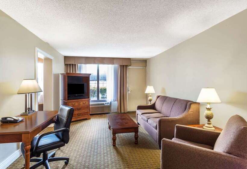 Hotel Ramada By Wyndham Houma