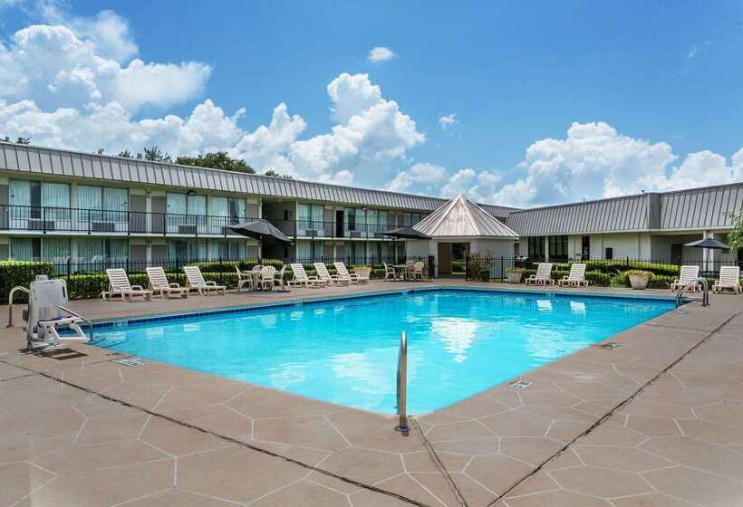 Hotel Ramada By Wyndham Houma