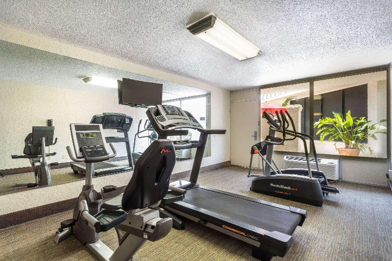 هتل Ramada By Wyndham Houma