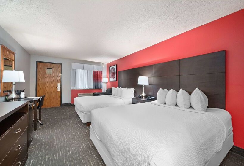 هتل Ramada By Wyndham Sioux Falls Airport  & Suites