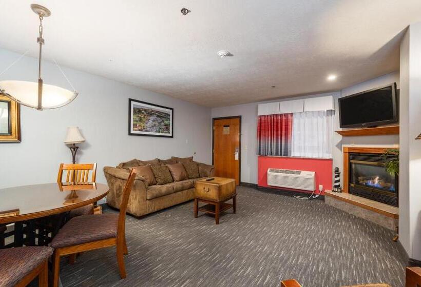 هتل Ramada By Wyndham Sioux Falls Airport  & Suites