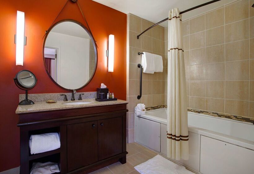 هتل The Emily Morgan San Antonio   A Doubletree By Hilton