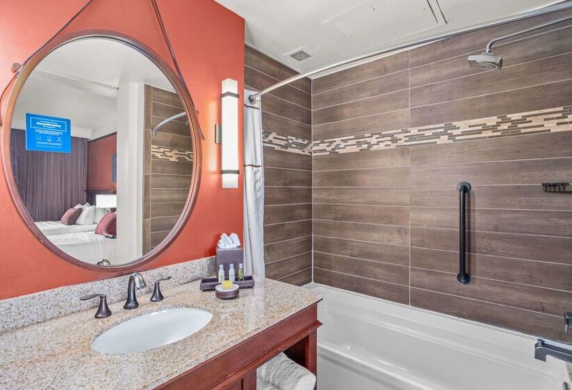 هتل The Emily Morgan San Antonio   A Doubletree By Hilton