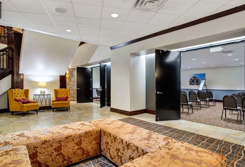 هتل The Emily Morgan San Antonio   A Doubletree By Hilton