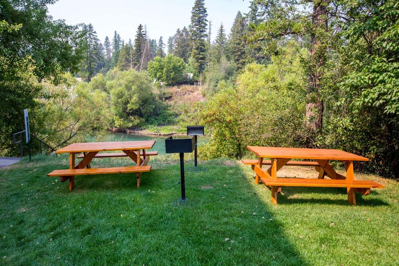 فندق The Pine Lodge On Whitefish River