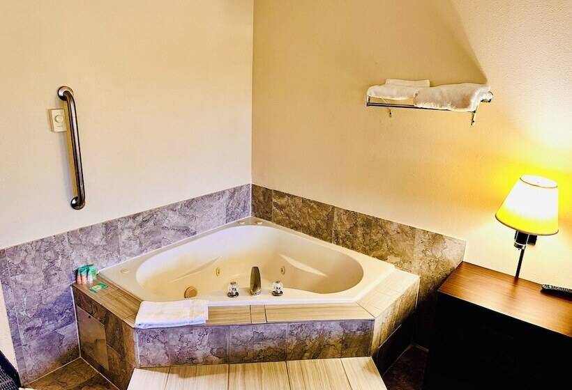 فندق Coratel Inn And Suites By Jasper Ocean Shores