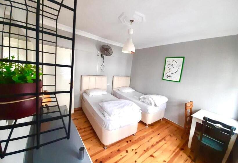 Windrose Hostel Istanbul