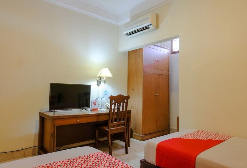 فندق Sarangan Permai By Oyo Rooms