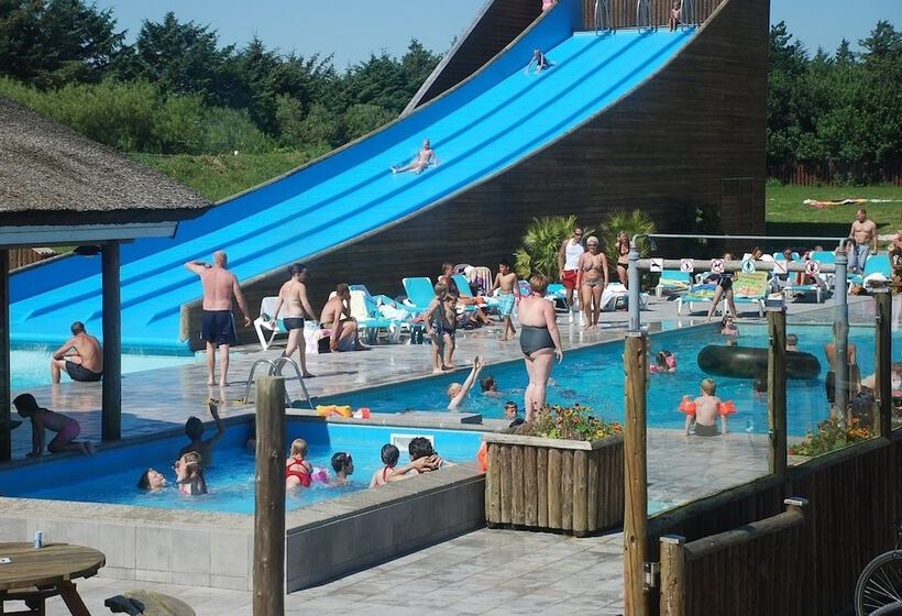 هتل Hytteby – Hanstholm Camping – Thy Feriepark