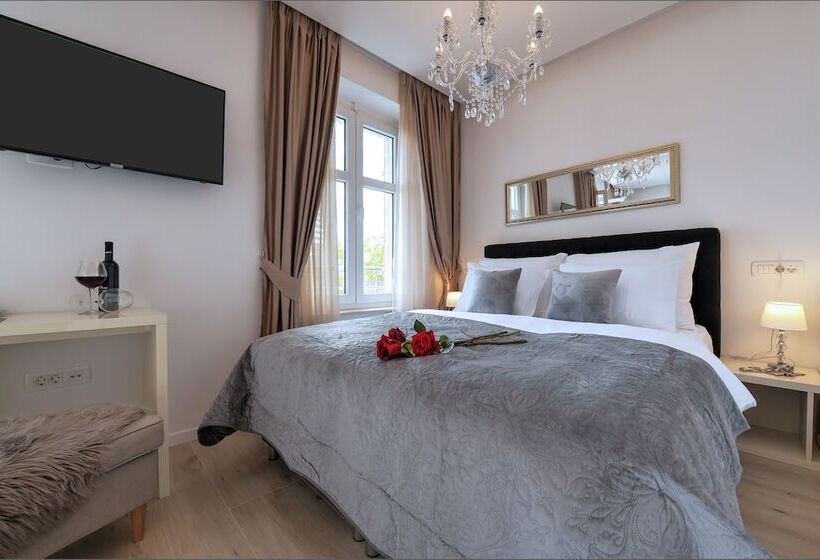 پانسیون Via Porto Rooms