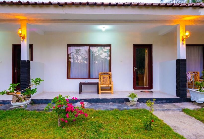 Отель Hallway Homestay By Oyo Rooms