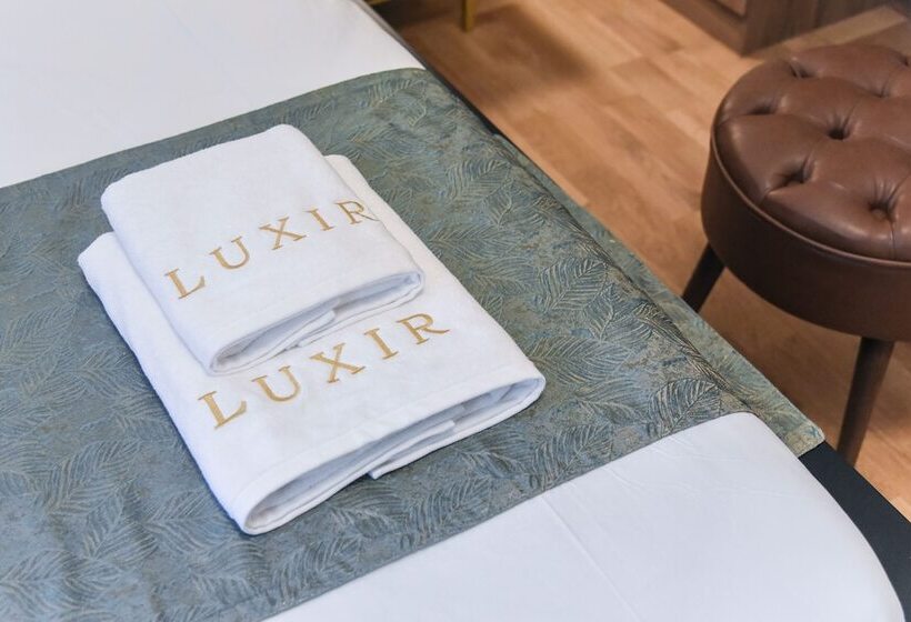 Fotos del hotel Luxir:  2