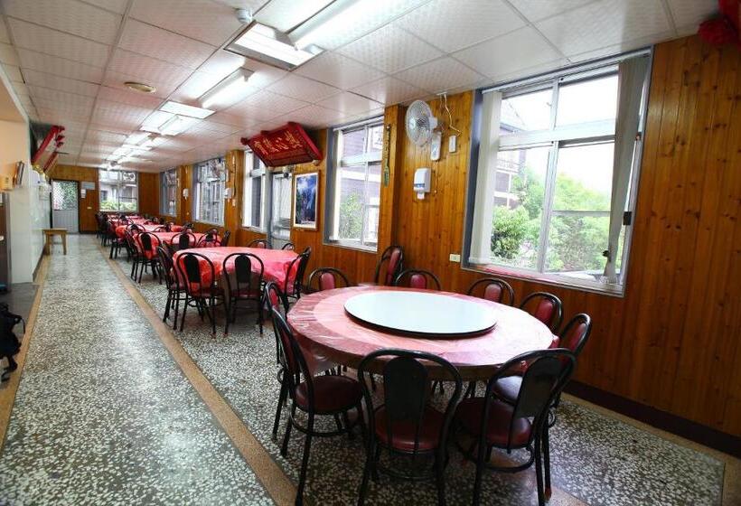 هتل Yeashow Villa