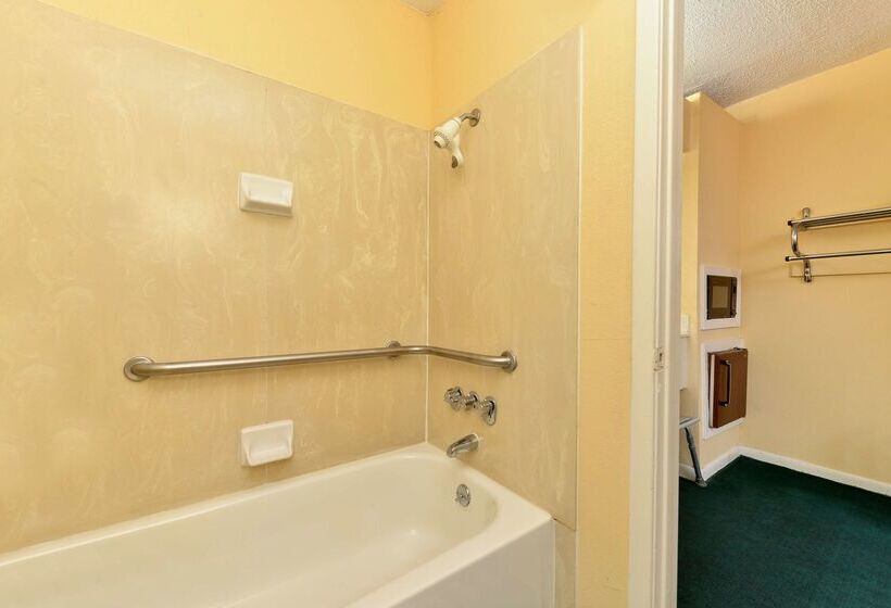 فندق Americas Best Value Inn Meridian