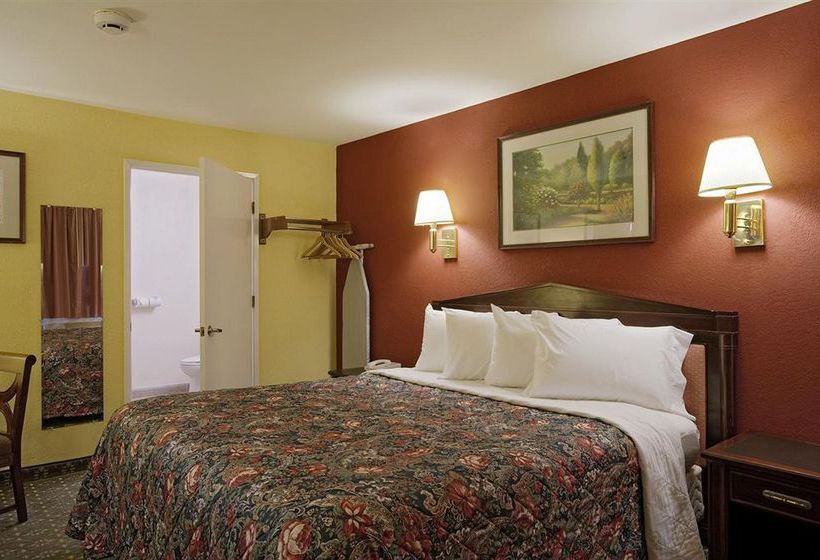 酒店 Americas Best Value Inn & Suites - Wine Country 