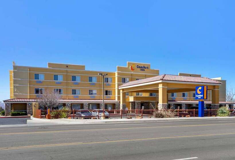 هتل Comfort Inn Albuquerque Airport Albuquerque