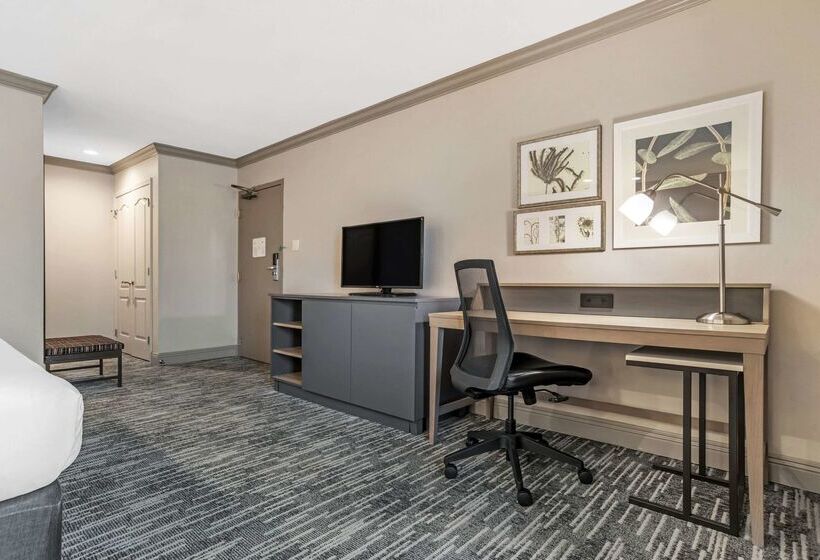 هتل Country Inn & Suites By Radisson, Metairie New Orleans , La