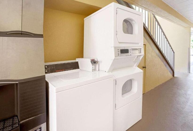 فندق Days Inn By Wyndham Acworth