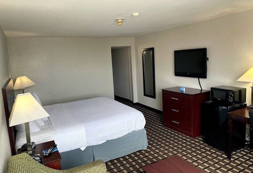 هتل Days Inn By Wyndham Fort Wright Cincinnati Area