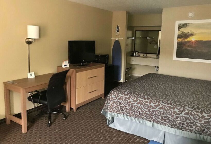 호텔 Days Inn By Wyndham Lexington Columbia