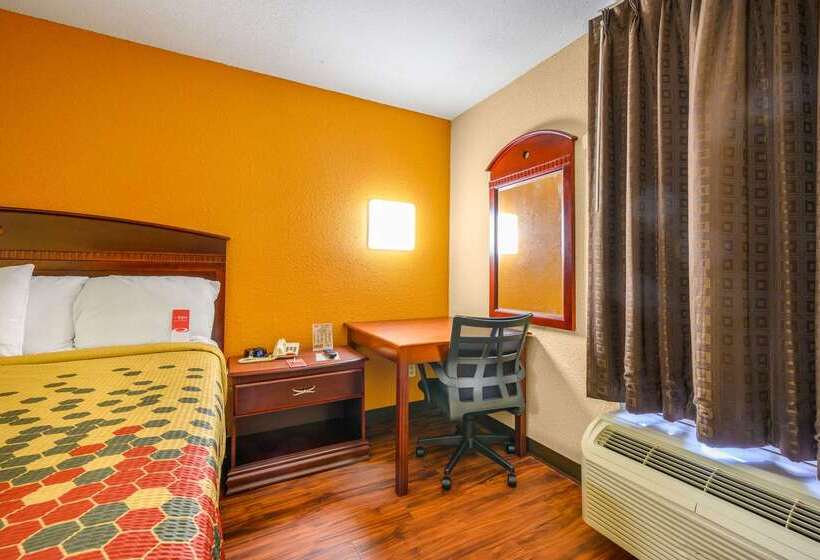 Отель Econo Lodge