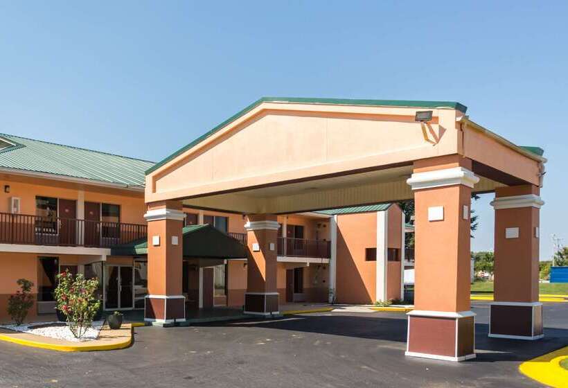 Отель Econo Lodge
